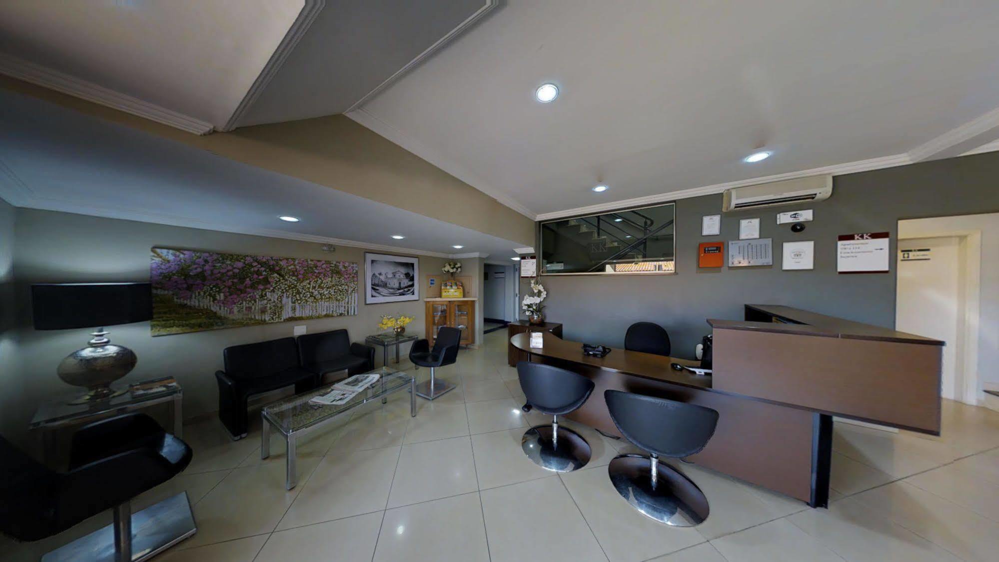Hotel KK Itu Buitenkant foto