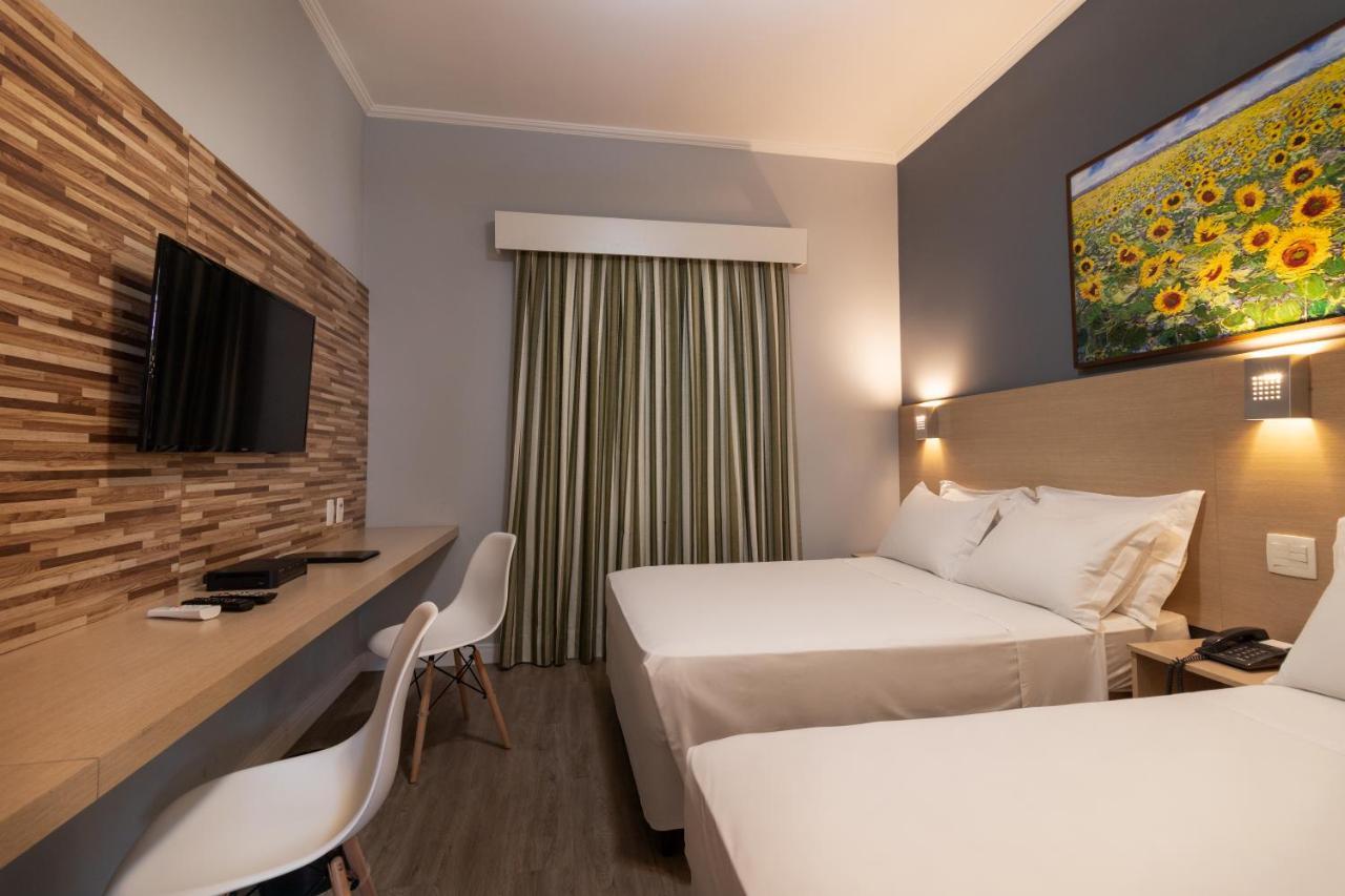 Hotel KK Itu Buitenkant foto