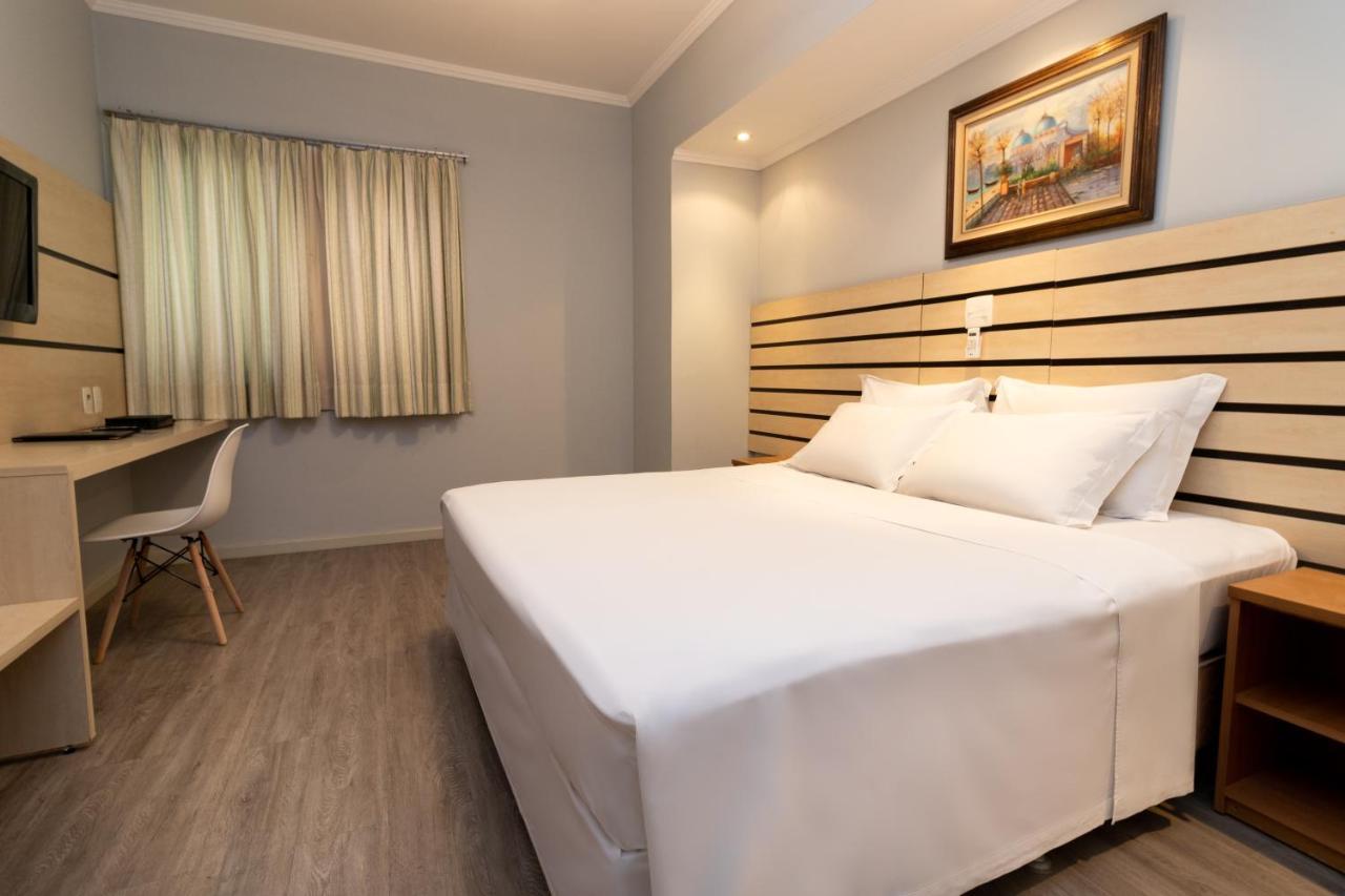 Hotel KK Itu Buitenkant foto